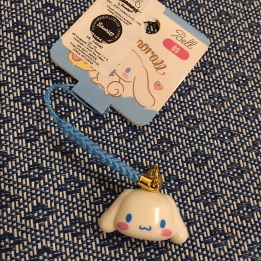 Cinnamoroll Bell Charm